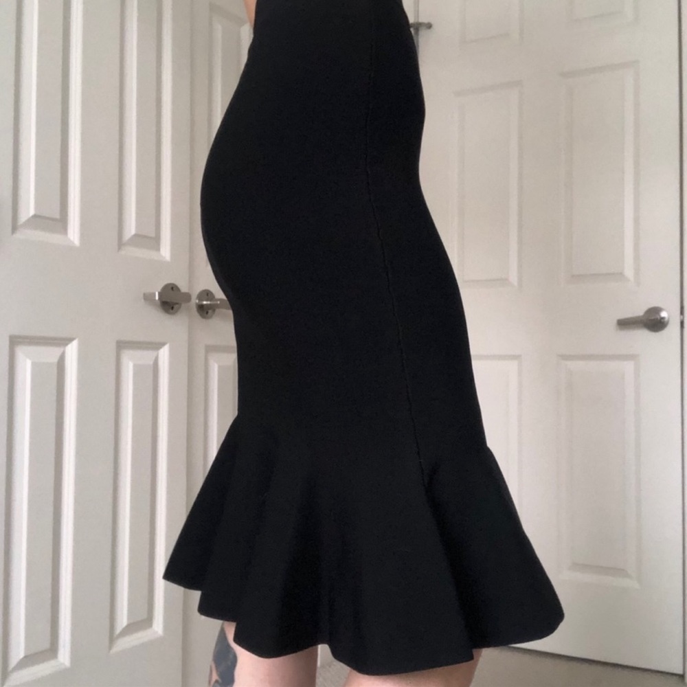 Milly Mermaid black hem skirt